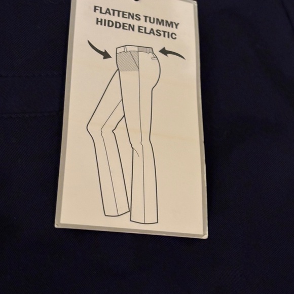 Sag Harbor Women’s Navy Shorts Skimmer Stretch Slimming Solution Size 24W NWT - Picture 6 of 6